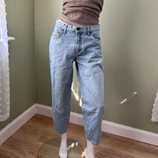 Vintage 90s Blue denim high-waisted straight leg jeans