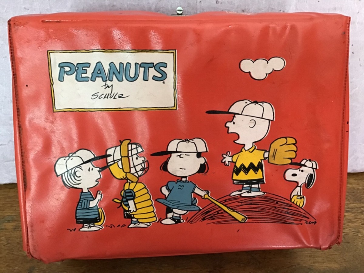 VINTAGE 1965 PEANUTS RED VINYL LUNCH BOX RARE LUNCHBOX BY SCHULZ