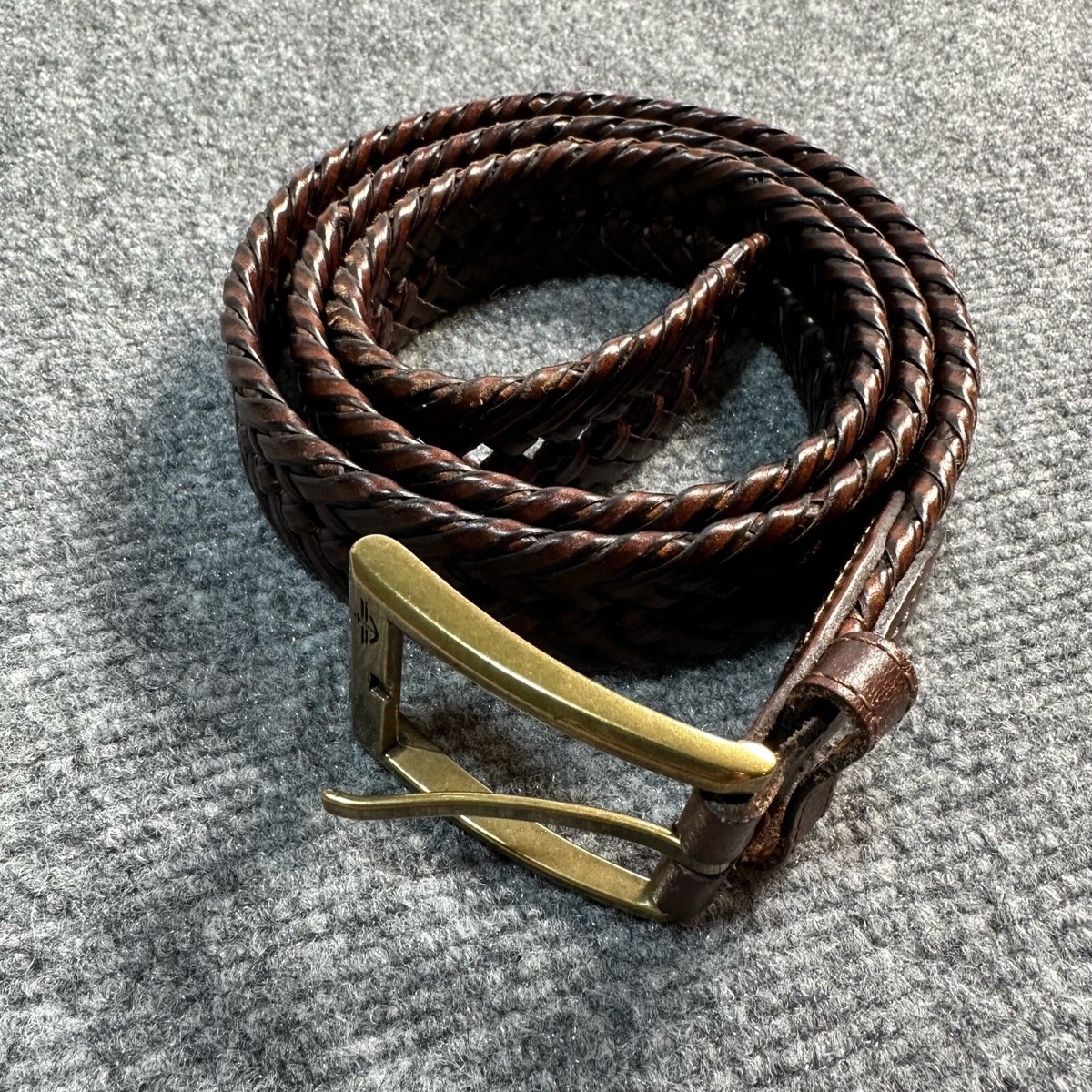 Dockers Belt Mens One Size Brown Leather Braided Trim Buckle Closure Casual Dockers Belt Mens One Size Brown Leather Braided Trim Buckle Closure Casual