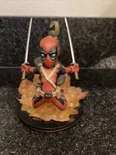 Deadpool Quantum Mechanix Q-Fig - Marvel Comics Deadpool - Loot Crate Exclusive