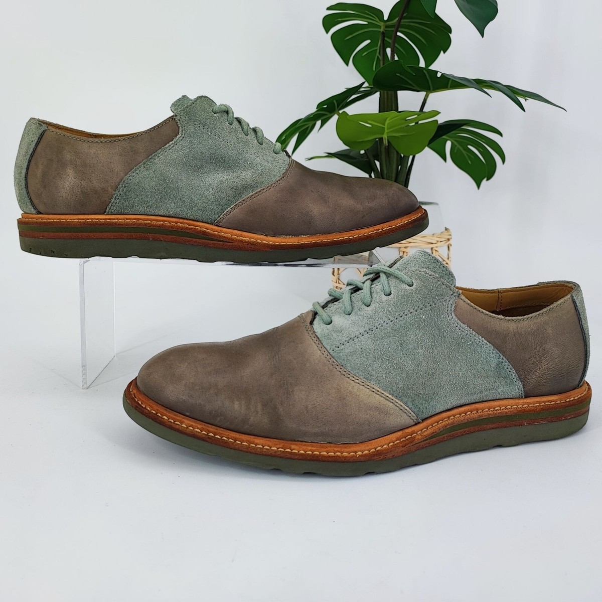 Cole Haan Men display picture 3