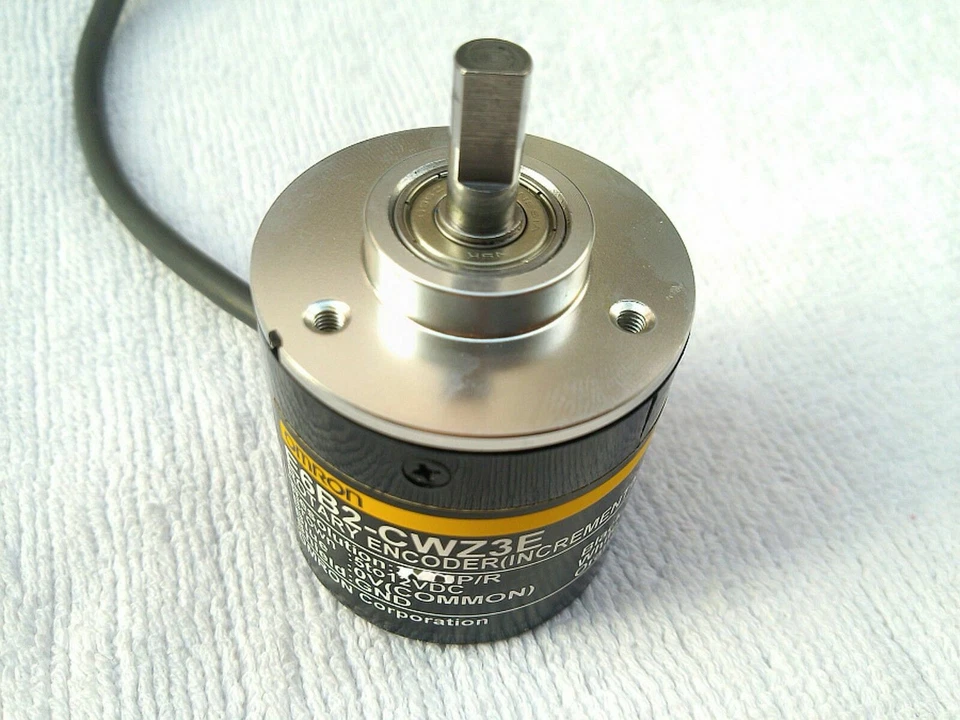 1x OMRON Incremental Rotary Encoder 10p/r~5000p/r E6B2-CWZ3E NPN Volt Output - Image 2 of 4