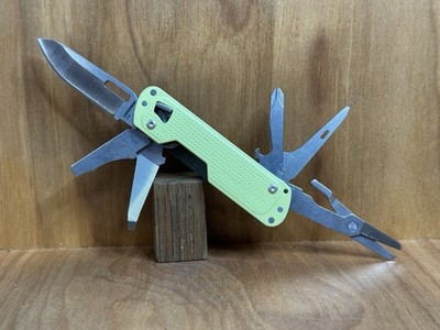 LEATHERMAN FREE T4 Lunar 12 In 1 Multitool USA NEAR MINT!
