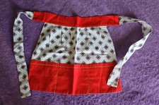Vintage Handmade Apron Child Size Half Apron w 3 Pockets- Ties at Waist