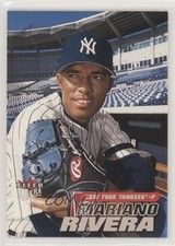 2001 Fleer Ultra Mariano Rivera #90 HOF gx1