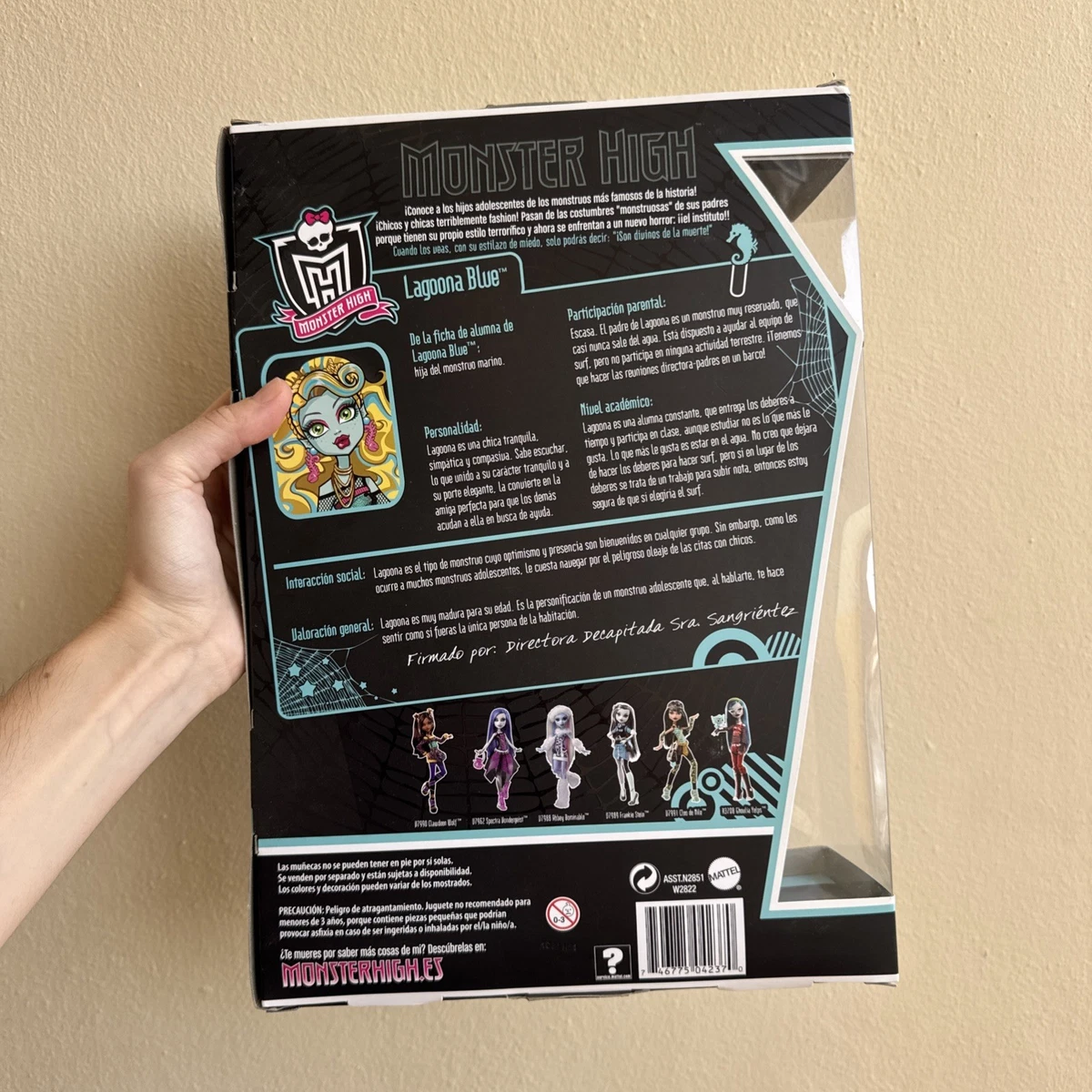 Monster High Lagoona Blue School’s Out G1 2011 W2822 NRFB Spanish Edition Rare