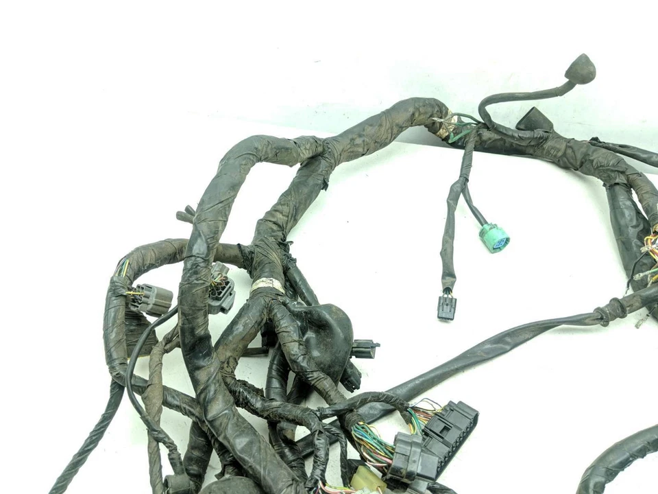 01-05 Honda Goldwing 1800 GL1800 Main Wiring Wire Harness Loom w/ Relays - Image 3 of 4