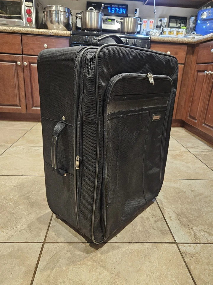 💥Hartmann Black Luggage 24" Upright Wheeled Suitcase bk - Image 2 of 4