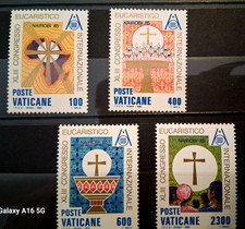 Série de timbres neufs ** du Vatican "Congrès Eucharistique de Nairobi" (VAT 04)