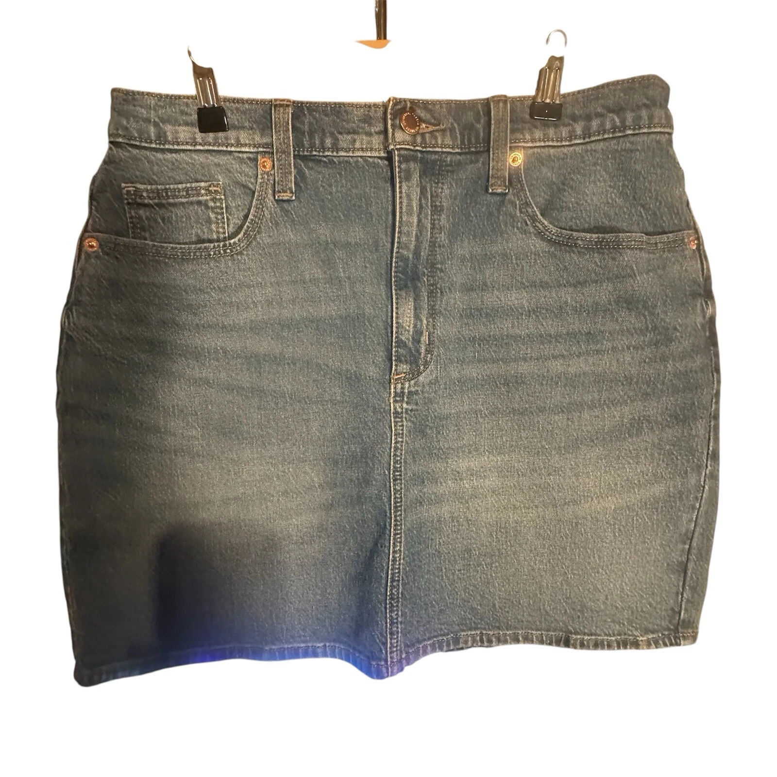 Women's Size 12 Denim Blue Mini Skirt Universal Thread Button Fly NWT Retro