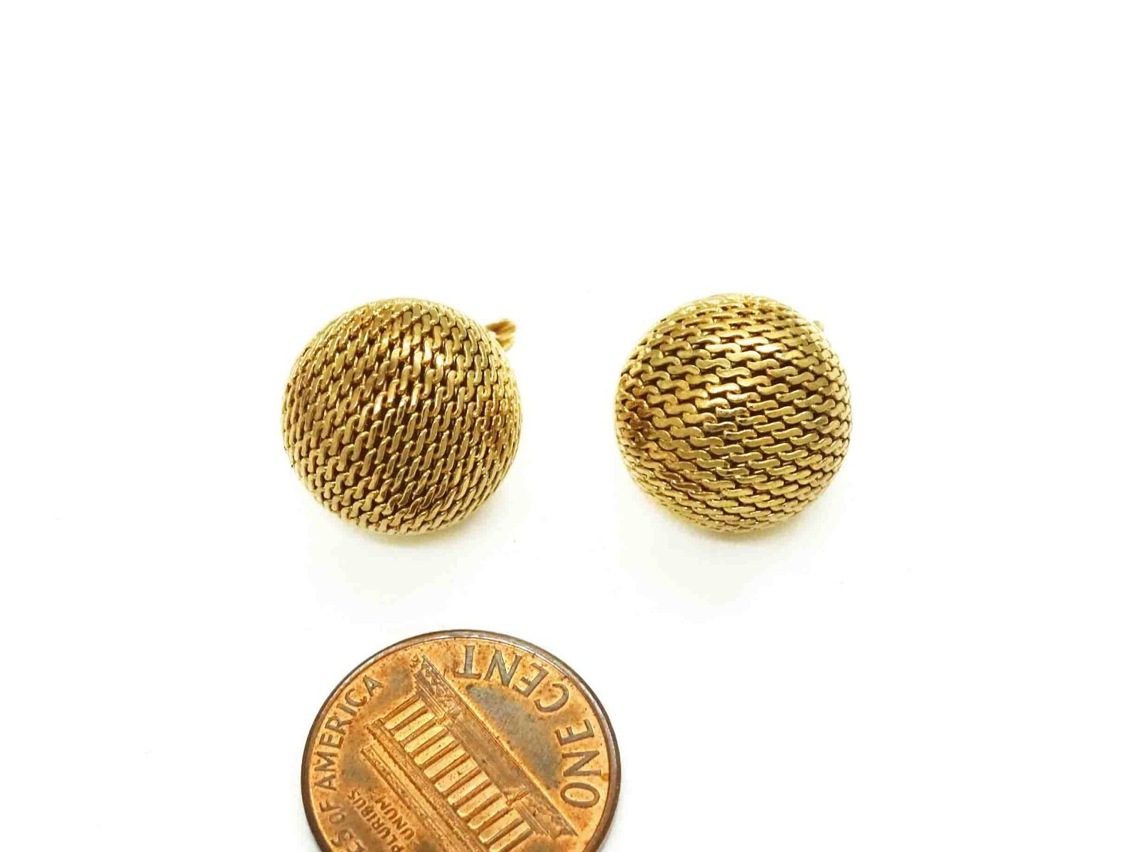 Button Weave Pattern Dangle Earrings 18k Gold 7.8… - image 3