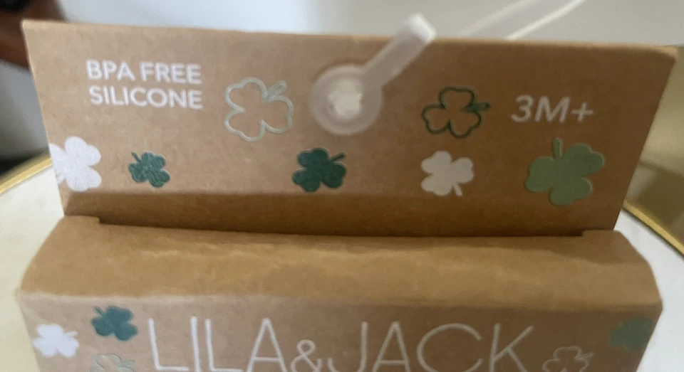 NUEVO LILA & JACK Silicona Chupete Clip Bebé Feliz Verde Trébol Irlandés Foto 4 de 4