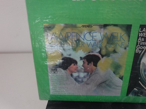 LAWRENCE WELK - TWO SENSATIONAL ALBUMS - GATEFOLD - 2 LP Records - PTP 2032 VG+ - Picture 3 of 13