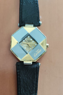 Vescari Watch Co Carice watch display picture 1