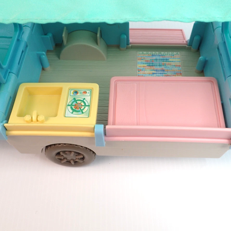 Casa de muñecas Fisher Price Loving Family convertible auto y autocaravana cámper emergente 1997 Foto 3 de 4