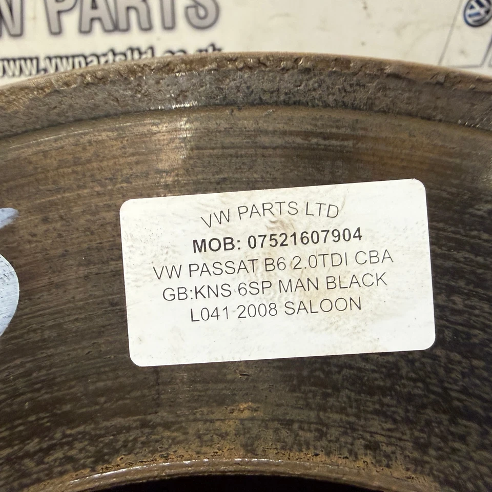 VW PASSAT B6 AUDI SEAT SKODA PASSENGER FRONT HUB 2.0TDI CBA 2005-2010 - Image 3 of 4