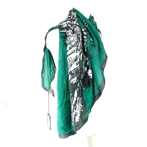 Closed Large Ladies Scarf Neckerchief Eagle 100% Silk Carré Green IN White New - Picture 1 of 3