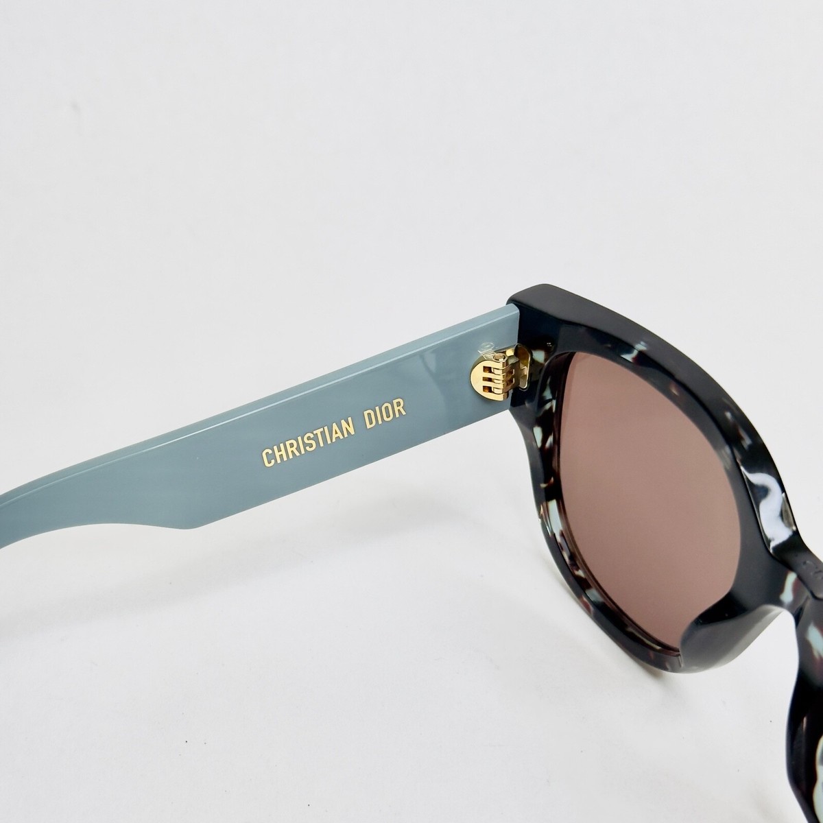 CHRISTIAN DIOR Wild BU Green Brown Book Tote Logo Sunglasses