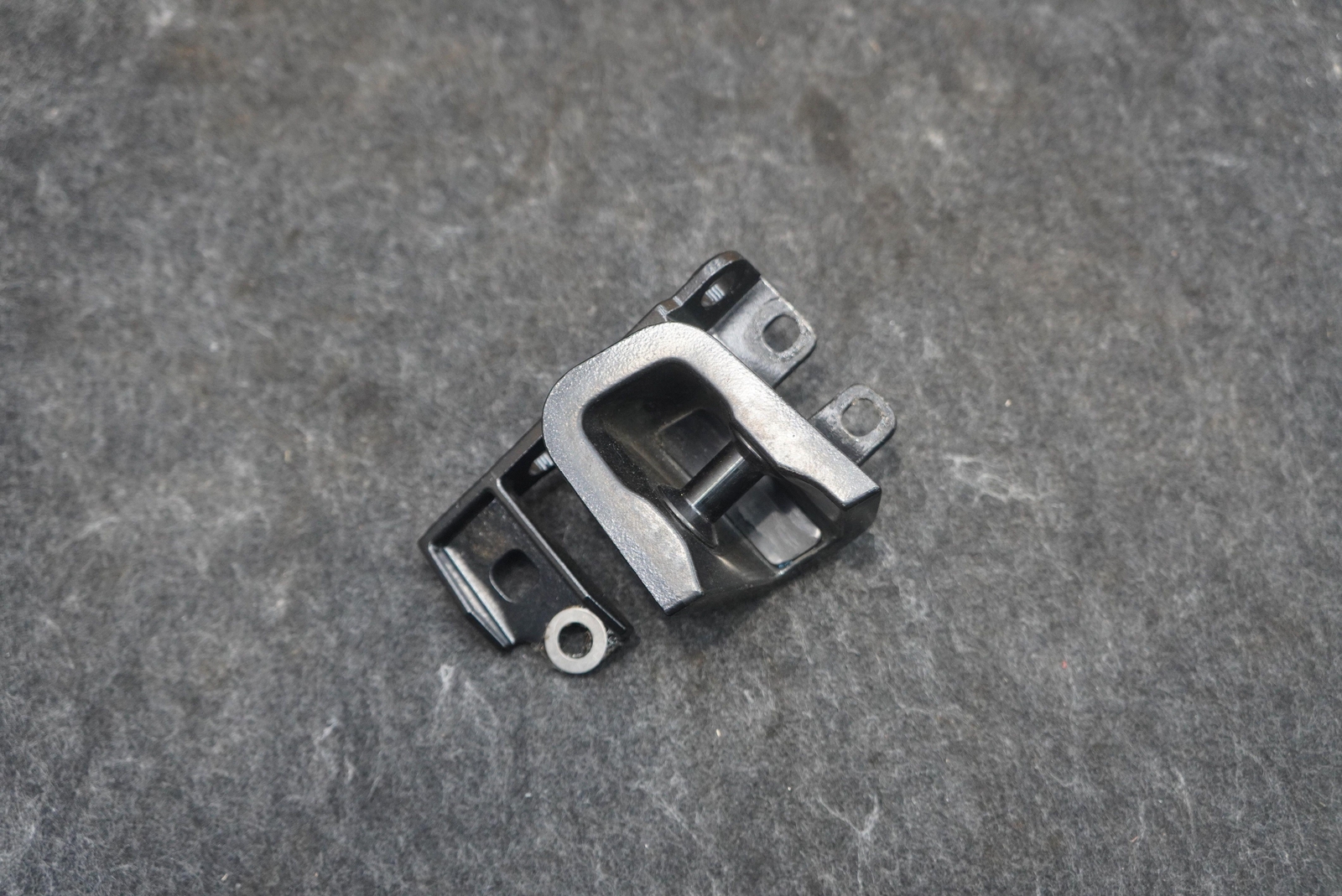 Front Right Roof Catch Latch Closing Part 4T7871158A Lamborghini Huracan Spyder