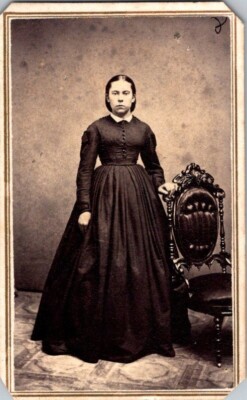 Mature Woman, w/Dress, Canandaigua, NY, c1860s, CDV Photo, #3720