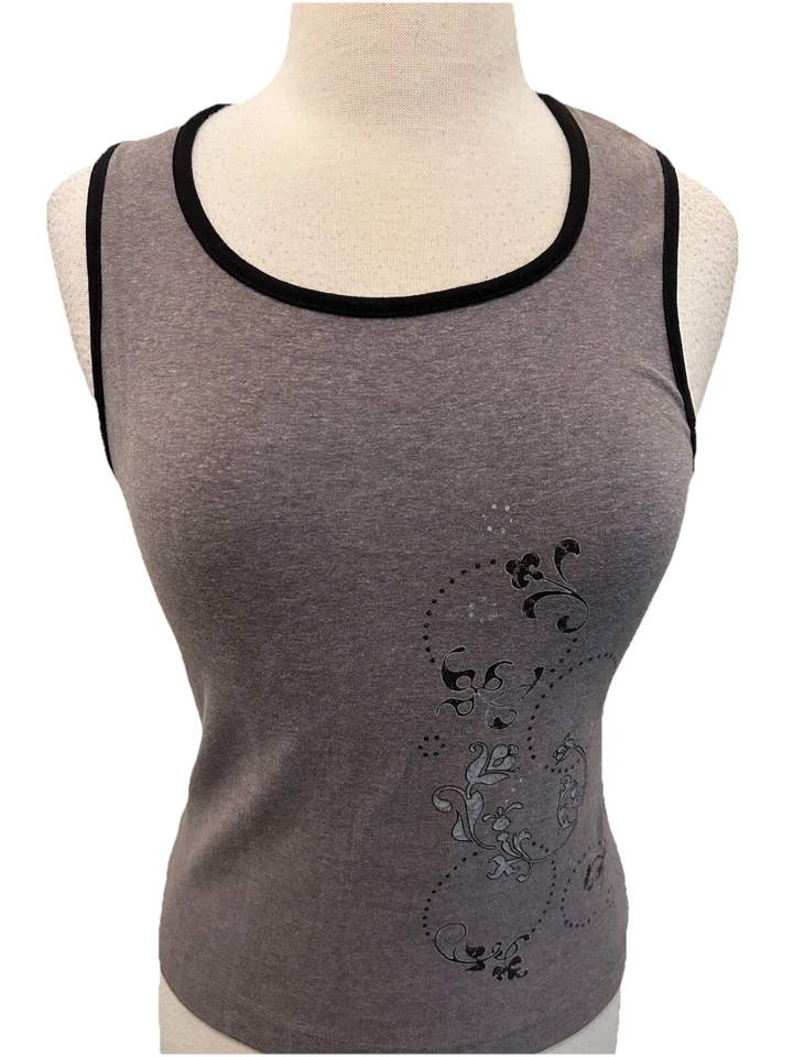 Camiseta sin mangas recortada floral gris Danskin con ribete negro Lg. Foto 2 de 4