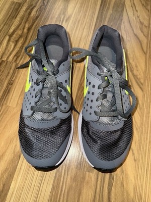 Nike NEW Boys Sz 3Y 3 Downshifter 7 869969-002 Gray Running Shoes Sneakers