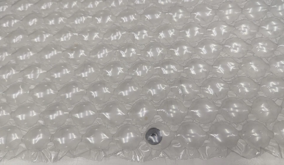 Genuine Bubble Wrap Brand - Bubble Cushioning Wrap Medium Large Extra Large Roll - Image 4 of 4