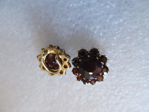 Estate Vintage-Antique Bohemian Table Top Garnet Earrings - Picture 5 of 9
