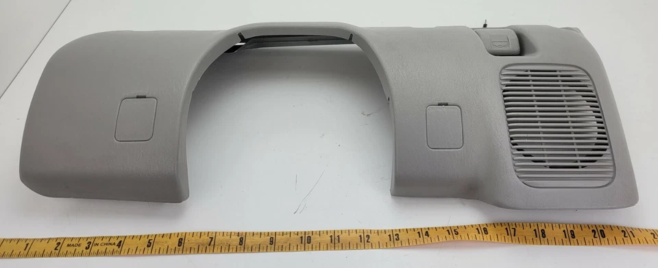2001 Mitsubishi Montero Sport Driver lateral plástico joelho apoio sob placa cinza - Imagem 2 de 4