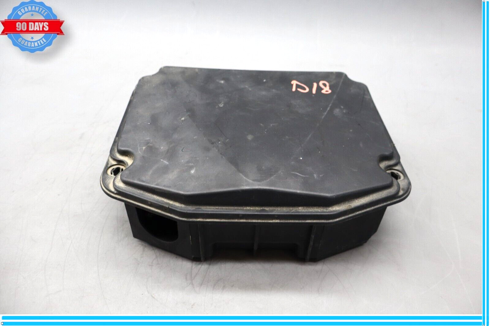 Maserati Quattroporte 2004-2019 Fuse box cover