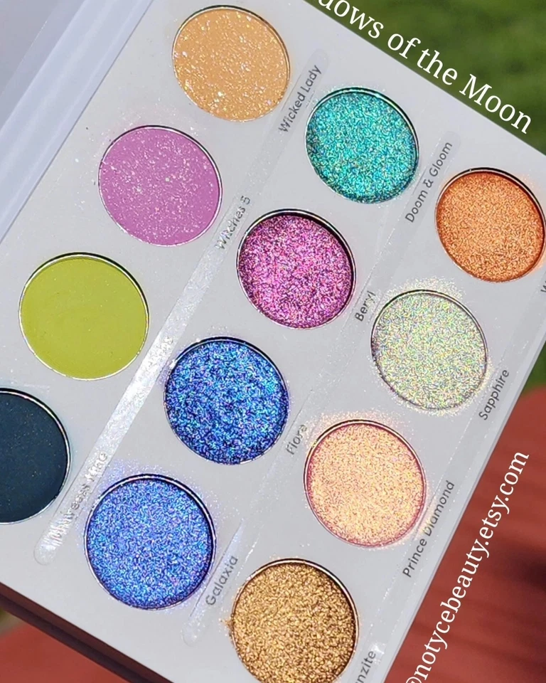 Eyeshadow Palette Multichrome Duochrome Holographic Shimmer Anime Inspired  - Image 4 of 4