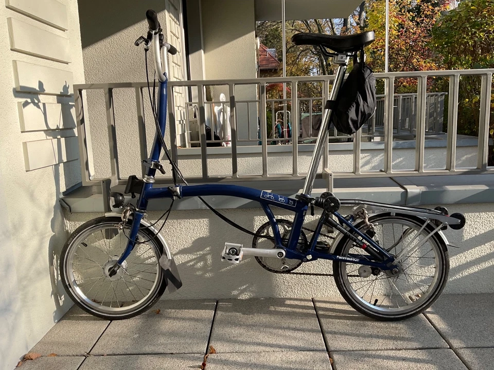 brompton fahrrad gebraucht, 3Gang, Beleuchtungsanlage, verlängerte Sattelstütze,