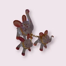 Glowy Elephant Family