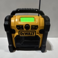DEWALT DCR018 AM/FM Portable Work Radio Digital Display USB Port Headphone Jack