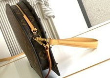 Fan Purse Shoulder Bag And Wristlet