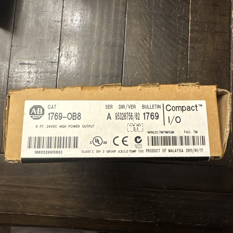 Allen-Bradley 1769-OB8 Ser. A, F/W REV. 3.1 High Power Output Module (KB)