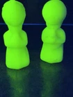 Early 1970s Fenton Lime Sherbet Satin Praying Boy Girl Set No Logo"