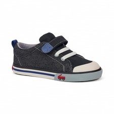 SEE KAI RUN KIDS Stevie II Raven Black NEW