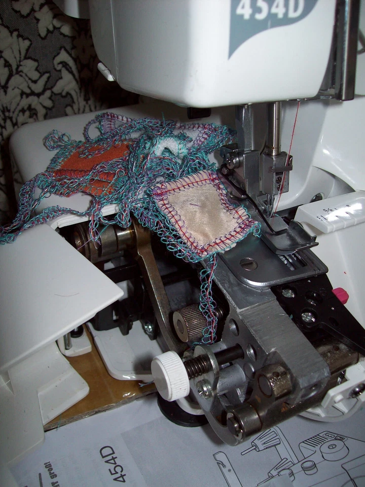 Overlock W6, 3/4 Faden, Differentialtransport - Bild 4 von 4
