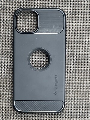 SPIGEN Case für iPhone 13  schwarz, Serie Rugged Armour