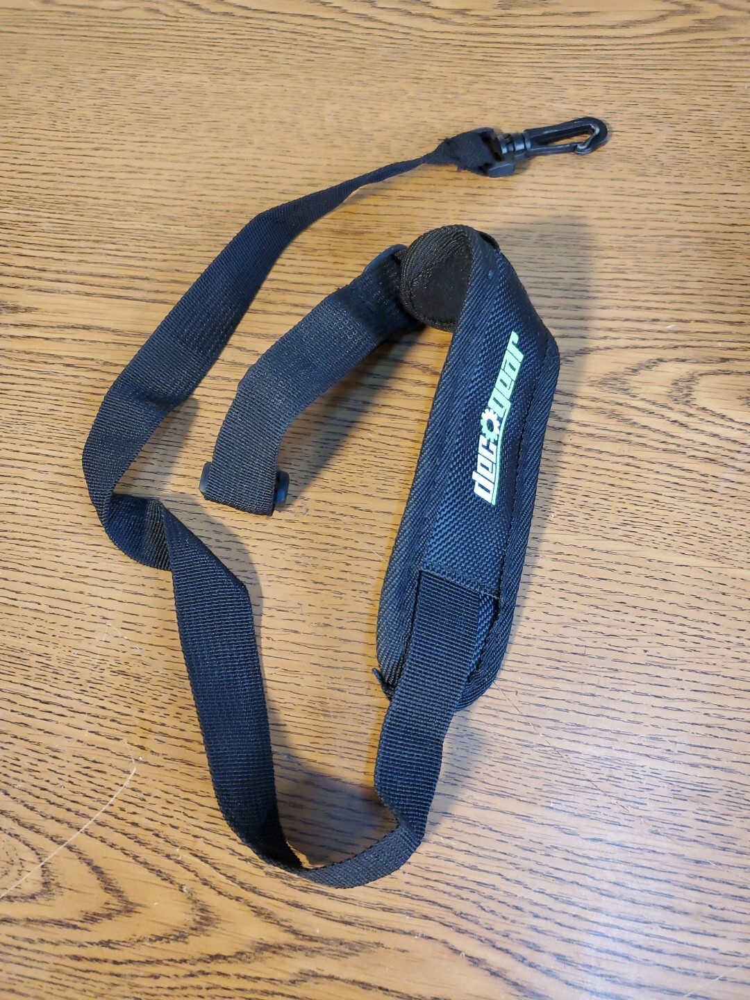 Deco Gear Travel Cleaning Kit Tripod, Brush, Strap, Cleaner, LCD Screen Guard