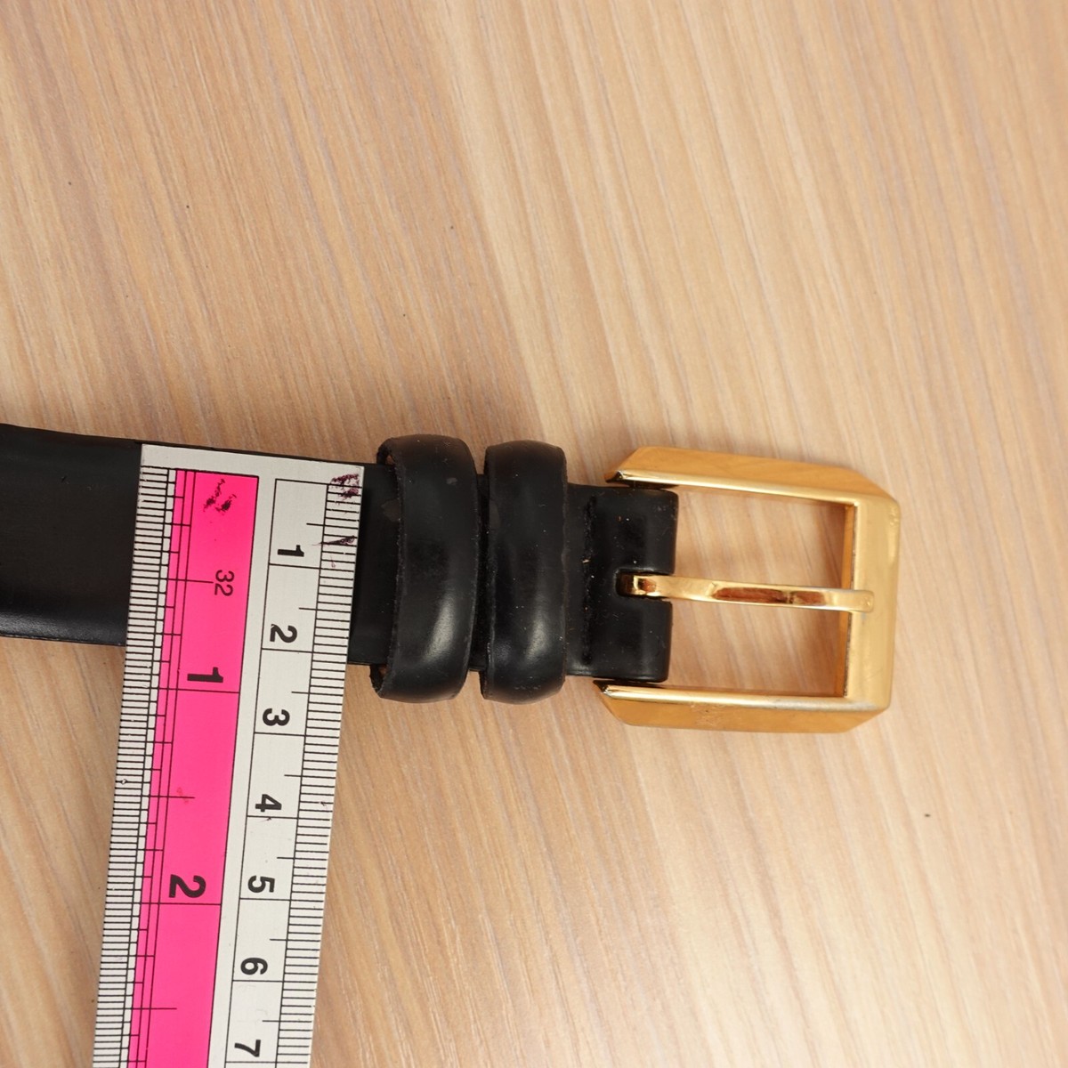 The Ritz Belt Womens Small Black Italian Boxy Leather Basic  display picture 1