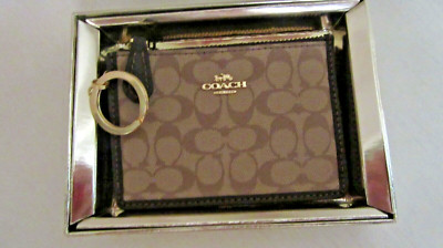 WOMEN`S AUTHENTIC COACH MINI ID KEY CHAIN CASE NEW  SIGNATURE KHAKI ID SLOT
