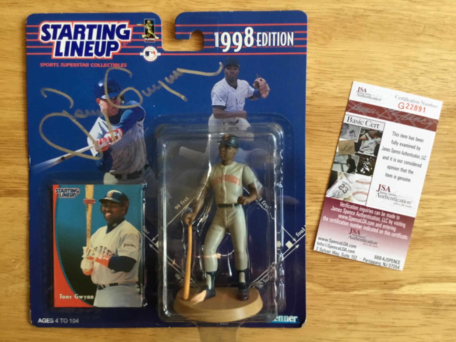 Tony Gwynn Autographed Signed (SSG) "1998 Starting Lineup" Baseball Action Figure - JSA COA 