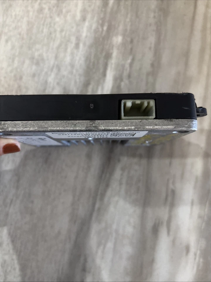 Módulo de control de teléfono móvil OEM 2017-2019 Chevy GMC Cadillac Buick 84162497 Foto 4 de 4