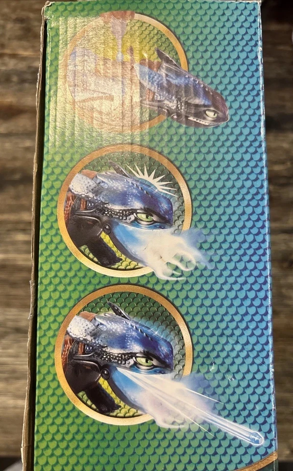 FIGURA MUNDO OCULTO CÓMO ENTRENAR A TU DRAGÓN RESPIRACIÓN FUEGO GIGANTE 2019 Foto 2 de 4