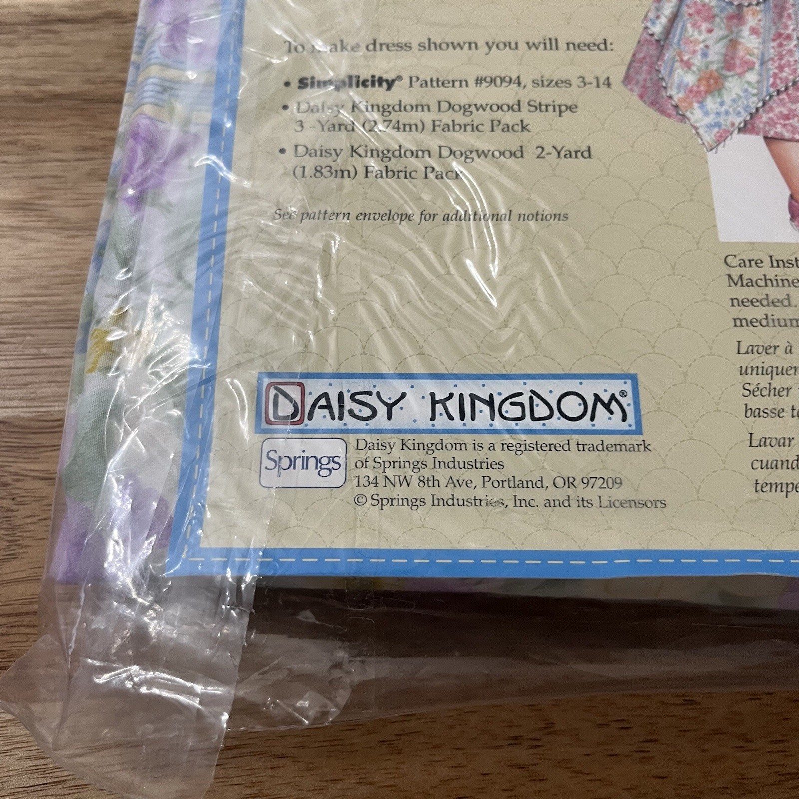 Daisy Kingdom Dress Fabric 3 Yds Dogwood Stripe Pattern For Simplicity #9094 