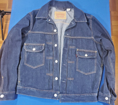 Levis Type 2 Denim Jacket  Relaxed Fit Blue Trucker Pleated Mens Size Small