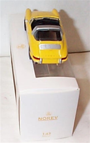 Porsche 911 Targa 1969 in Yellow 1-43 scale new in box Norev - Picture 4 of 4