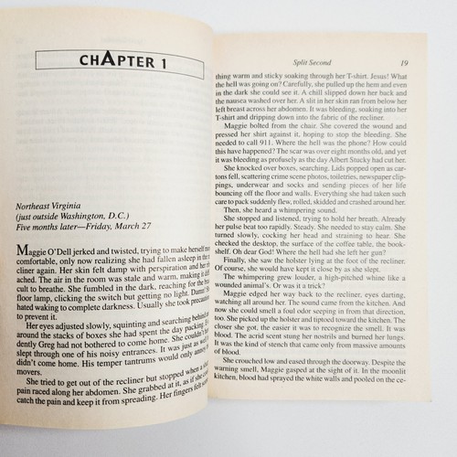 4 x Assorted Crime Thriller Small Paperback Book Bundle Cornwell Reichs - 第 6/18 張圖片